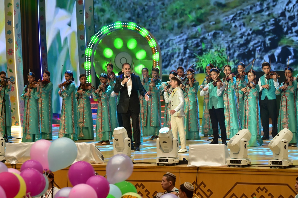 «Garaşsyzlygyň merjen däneleri» döredijilik bäsleşiginiň jemleýji tapgyrynda ýeňiji boldy