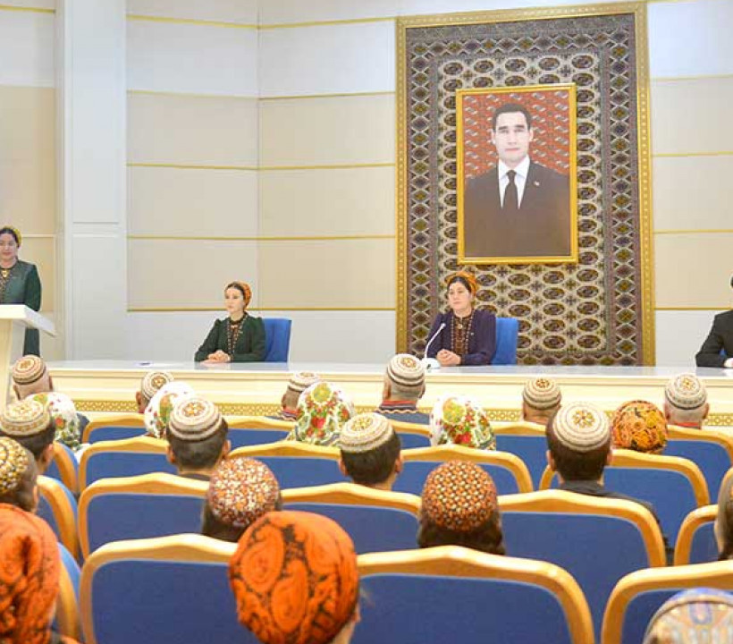 Wagtlaýyn sergi açyldy