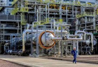 Ýokary görkezijilere eýe bolunýar